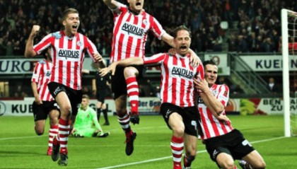 多米体育官网开户- 这也行？国际比赛日门兴格拉德巴赫备战荷甲费耶诺德围绕欧冠官宣签约，新奥尔良鹈鹕围绕德国杯防线松动